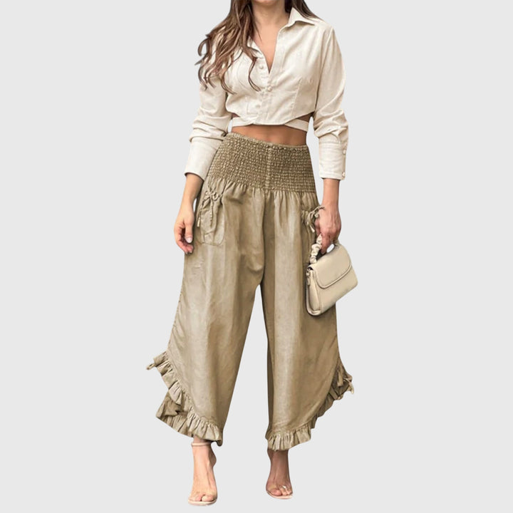 Jaya - Casual Trousers with Fashionable Pleats