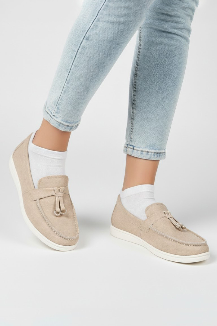 Women’s Loafers with Tassel Detail and Flat Sole