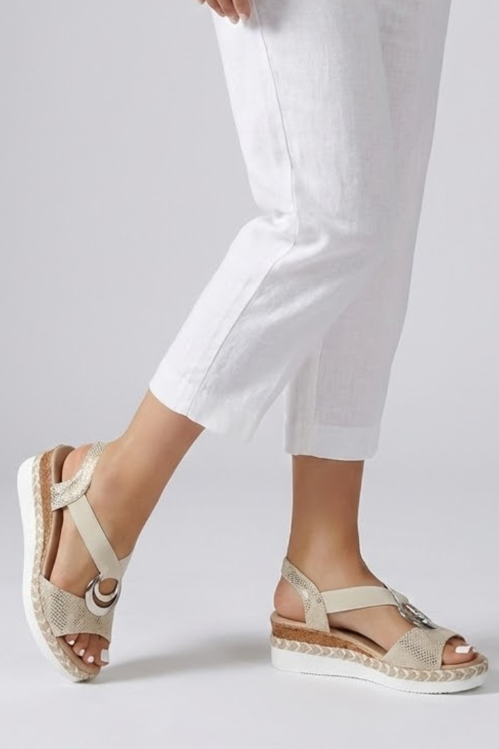 Women’s Sandals with Open Toe and Metal Ring Straps