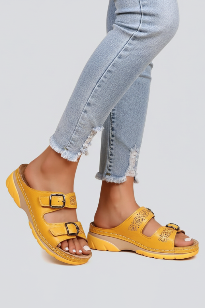 Women’s Open-Toe Sandals with Buckle Straps and Flat Sole