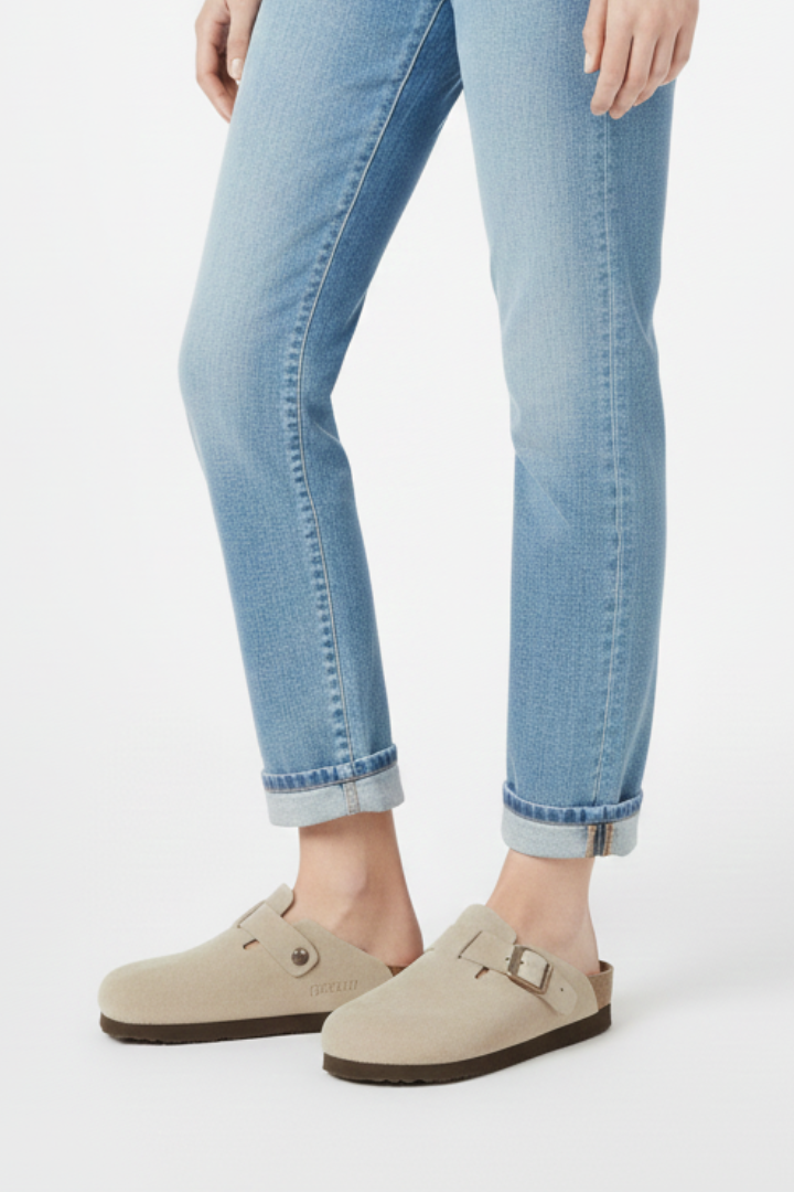 Women’s Slippers with Wide Straps and Moulded Footbed