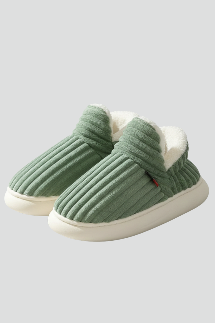 Women’s Slippers with Ribbed Upper and Inner Lining