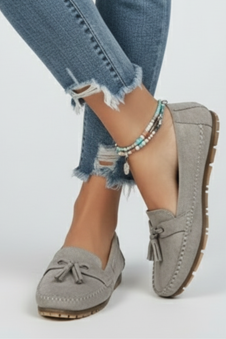 Women’s Loafers with Bow and Textured Surface