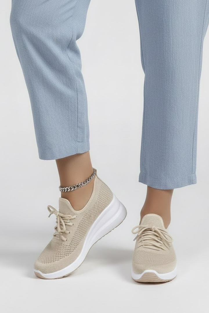 Women’s Knit Sneakers with Lace-Up Fastening and Layered Sole